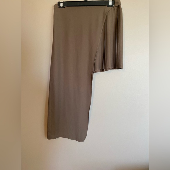 Zara Deconstructed Asymmetrical Skirt Size M - Picture 3 of 8